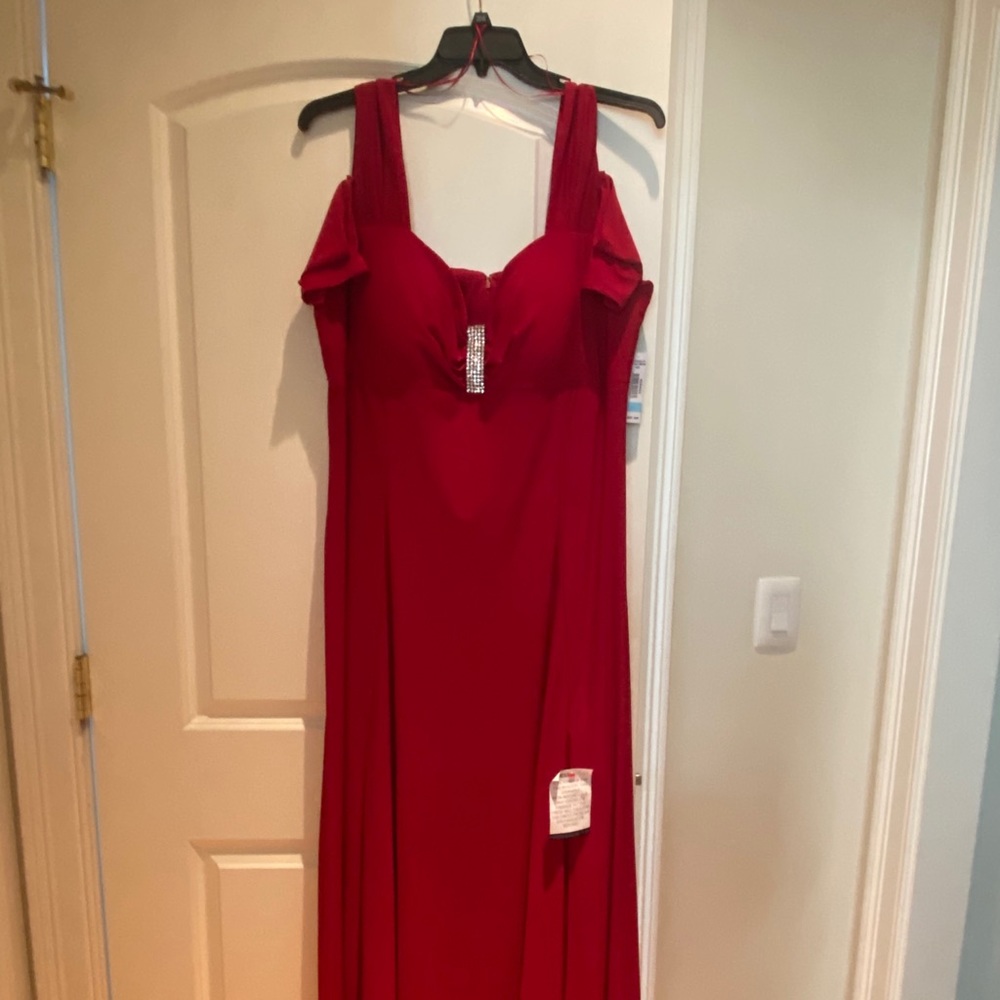 Plus Evening/PromGown